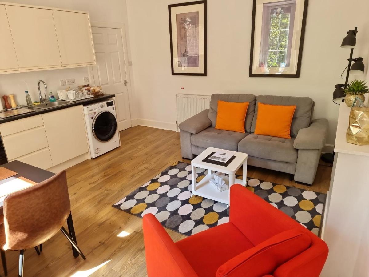 Charming Victorian Apartment, Close To Centre Инвернесс Экстерьер фото