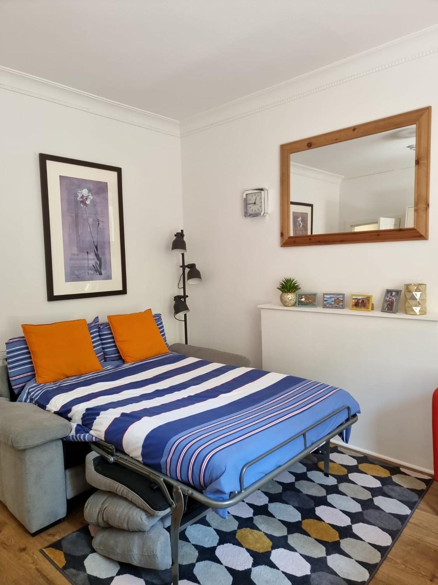 Charming Victorian Apartment, Close To Centre Инвернесс Экстерьер фото
